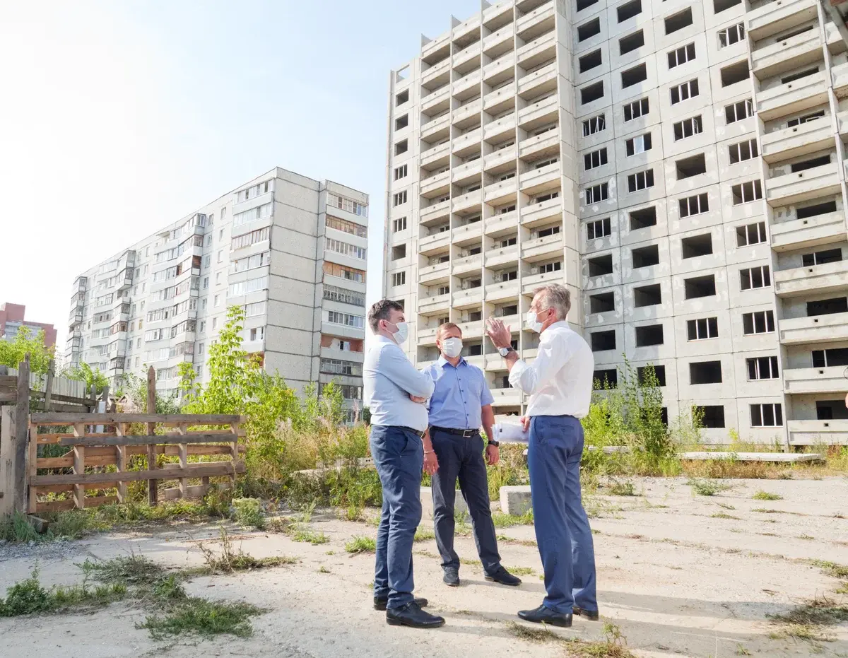 Недострой на Лежневской начнет строиться в декабре