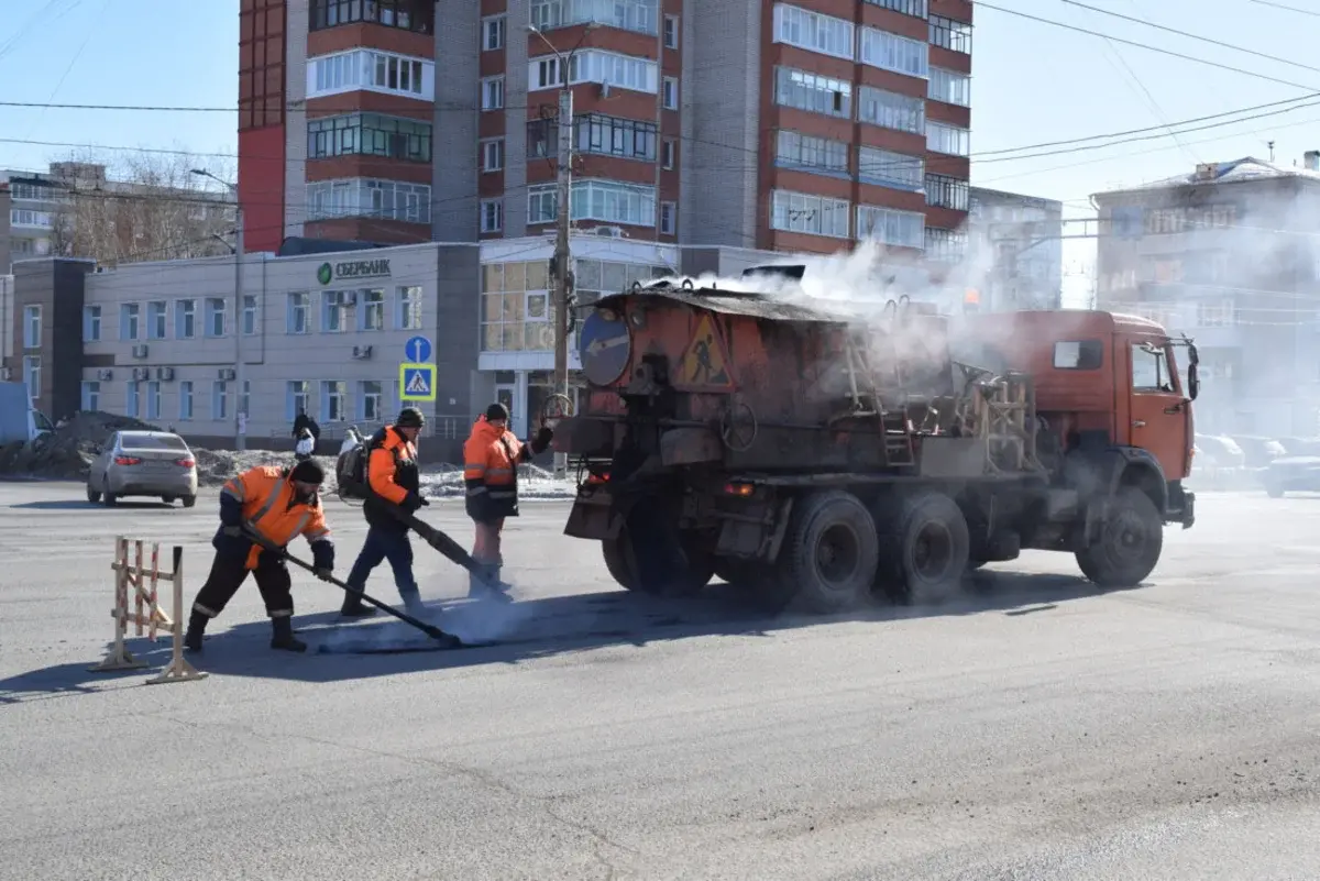 Администрация Иванова ищет ямы на дорогах