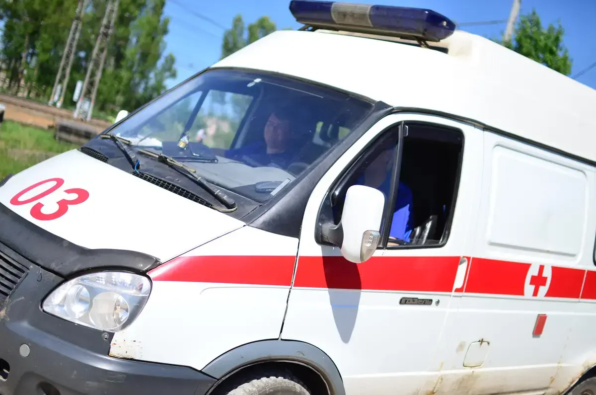 В Ивановской области 41-летний водитель врезался в дерево и разбился  насмерть