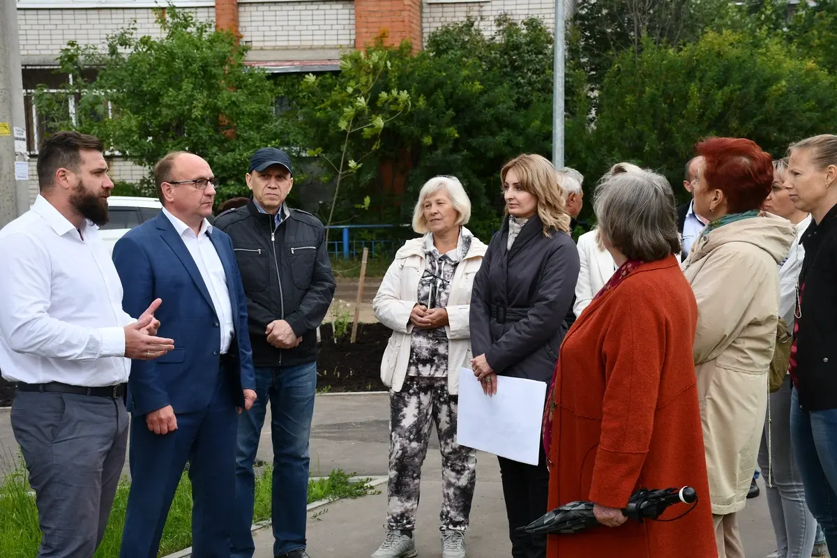 К изначальному народному проекту сквера в Иванове жители получили бонусом  освещение, озеленение и дорогу