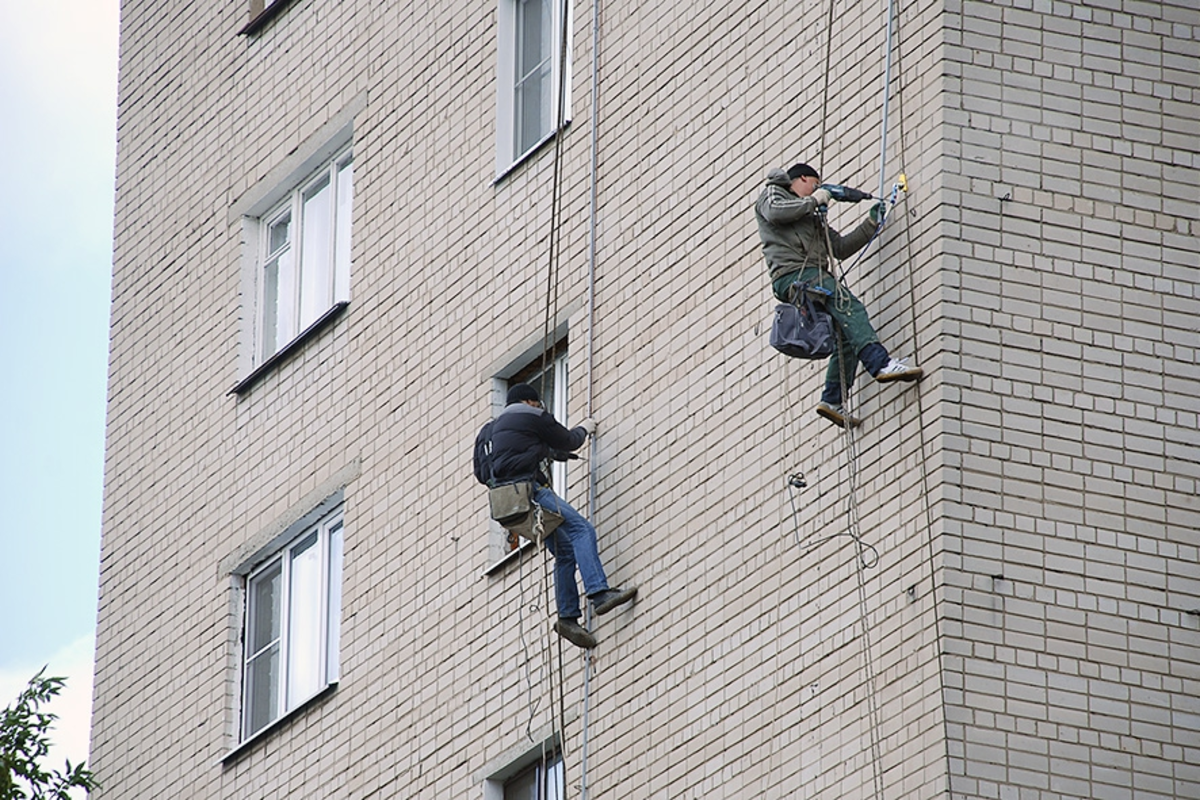 Отремонтировать многоэтажки ивановцам помогут водоматы и реклама