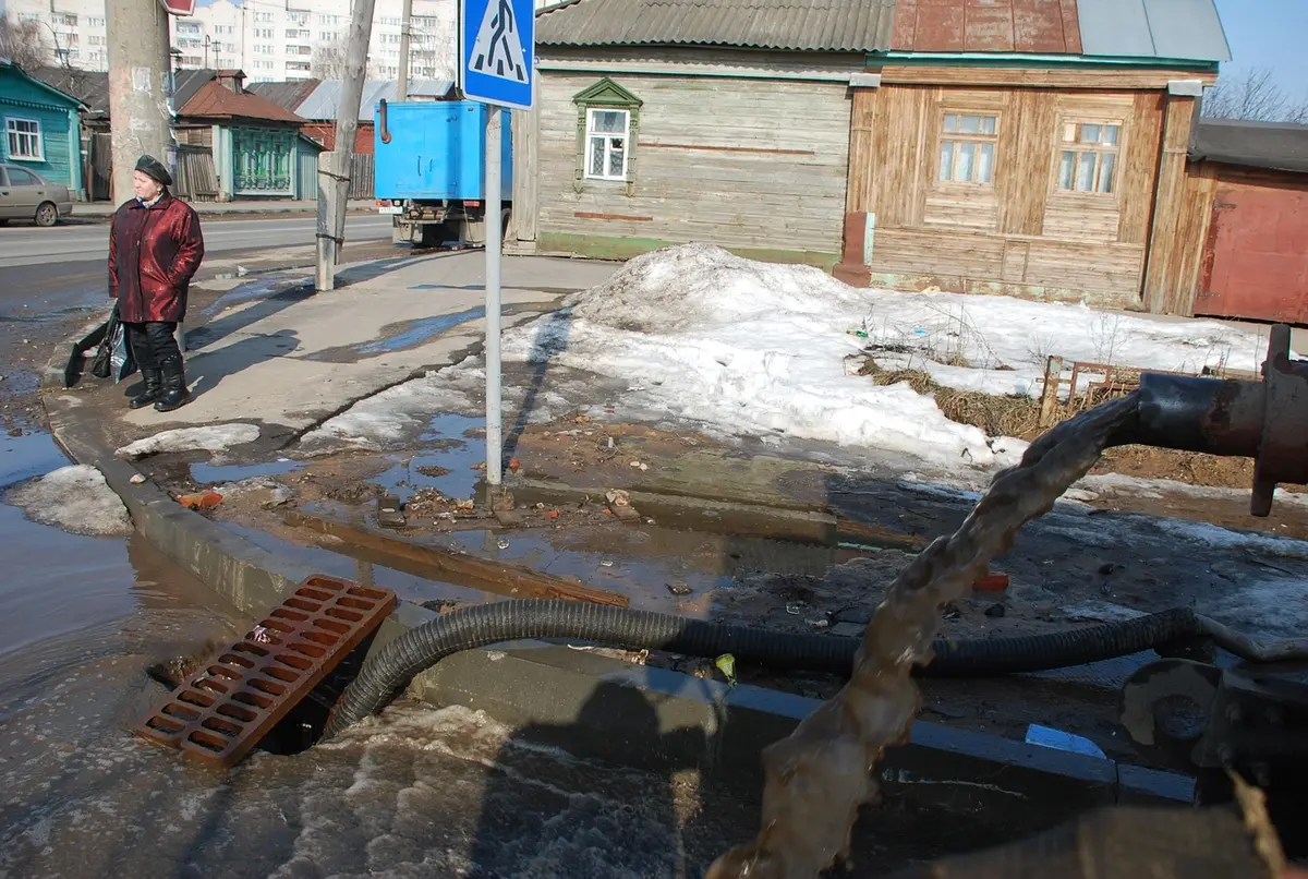 За слив нечистот в неположенных местах в Ивановской области появится  административная ответственность