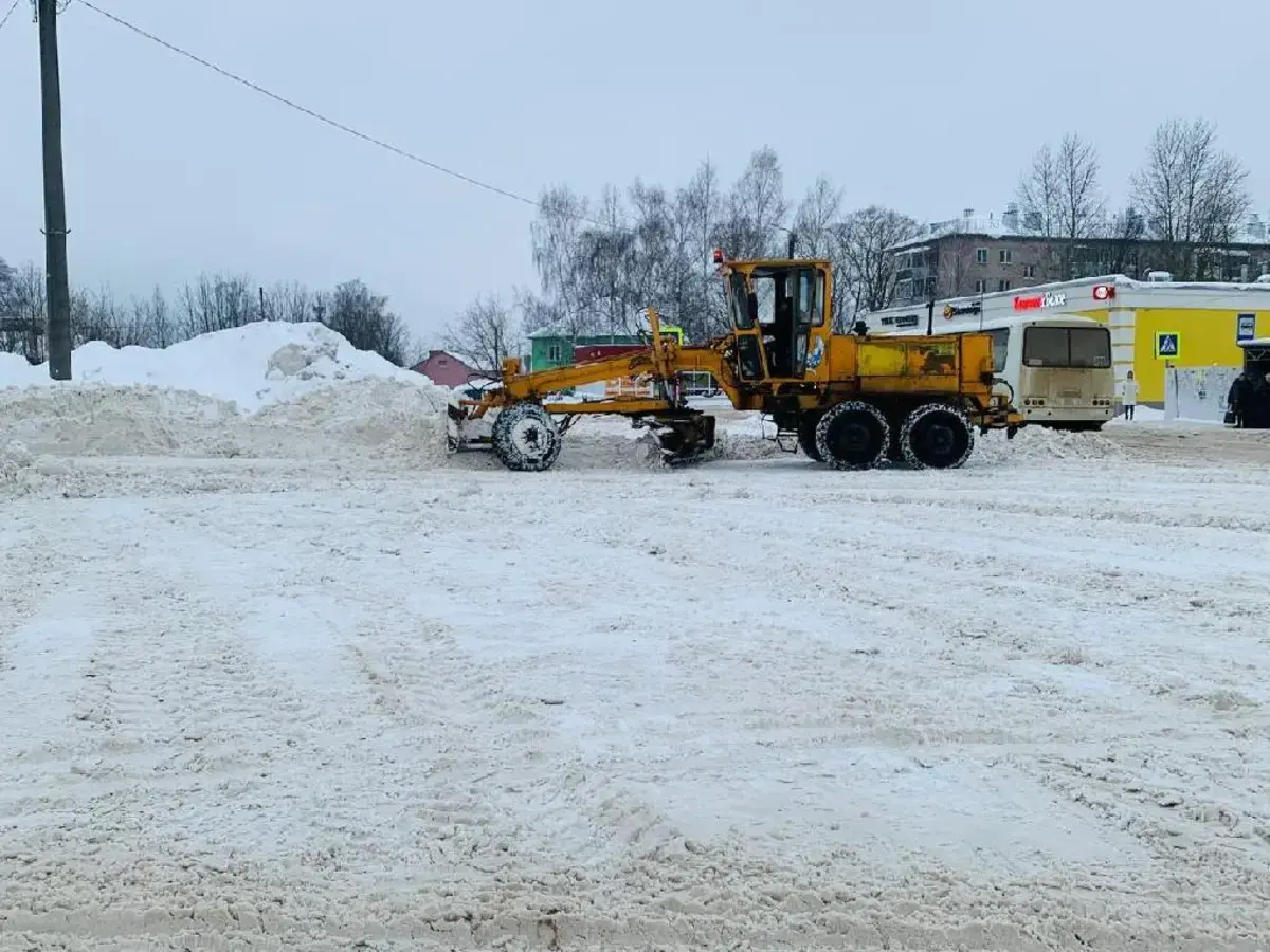 Прокуратура потребовала убрать в Тейкове снег, толщина которого не  соответствовала ГОСТу