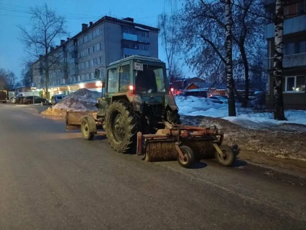 Днем 20 марта в Иванове расчищать городские дороги будут 79 дорожных рабочих