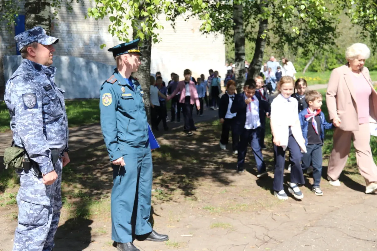 В школах Иванова прошли учения по действиям при террористической угрозе