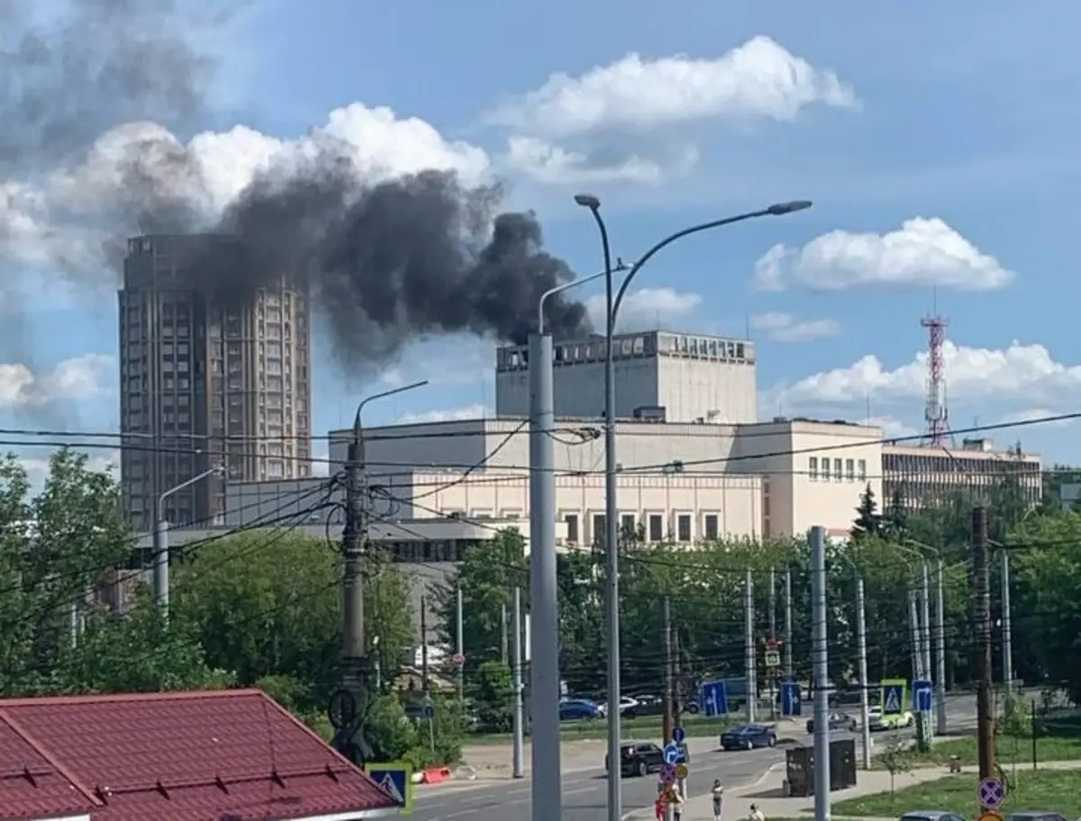 В Иванове загорелся Дворец искусств, работники театрального комплекса  эвакуированы