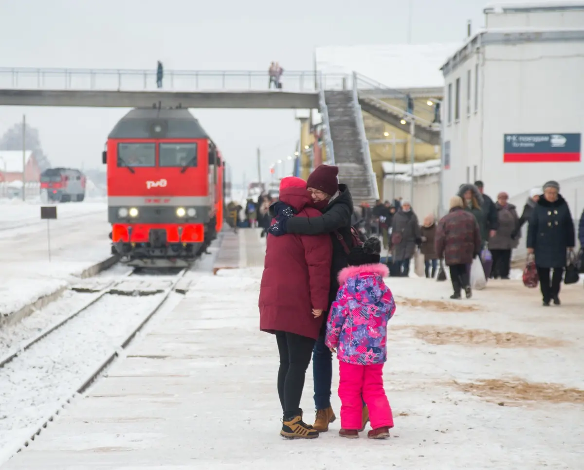 Поезд ласточка шуя москва