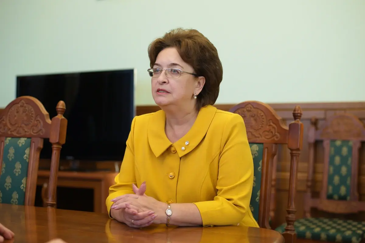 Марина Дмитриева: "Все, что делается в области – это делается для поддержки семей"
