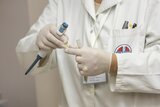 По итогам полугодия средняя зарплата врачей в регионе составила 53,8 тыс. рублей