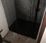 Женщина с ребенком упали в шахту лифта с высоты 4 этажа в Иванове