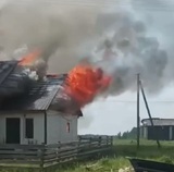 В Тейковском районе сгорел нежилой дом
