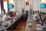 Зампред правительства Ивановской области наградил отличившихся спортсменов региона