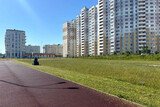 Траву на городских спортивных объектах в Иванове косят механизированным способом