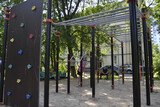 На улице Рабфаковской в Иванове установили новые спортивные тренажеры