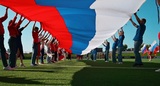 Ивановская молодежь развернула 37-метровый триколор на стадионе
