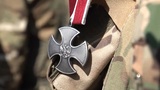 Матери погибшего на СВО бойца вручили орден Мужества без удостоверения
