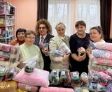 Мастерицы из села Первомайский получили в подарок более 250 мотков пряжи