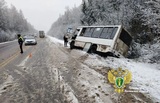 Пассажирский автобус вылетел с дороги в Ивановской области