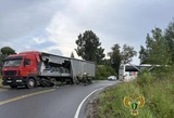 Футбольный автобус попал в ДТП с грузовиком в Ивановской области