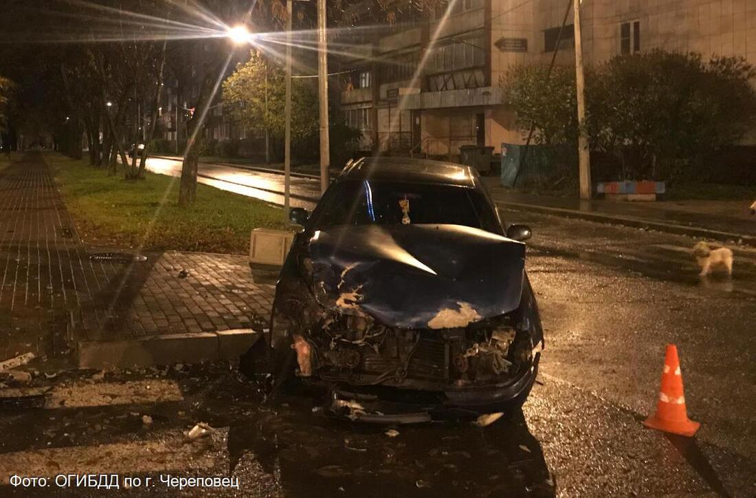 Покалечил людей и скрылся с места ДТП: в Череповце разыскивают водителя-лихача