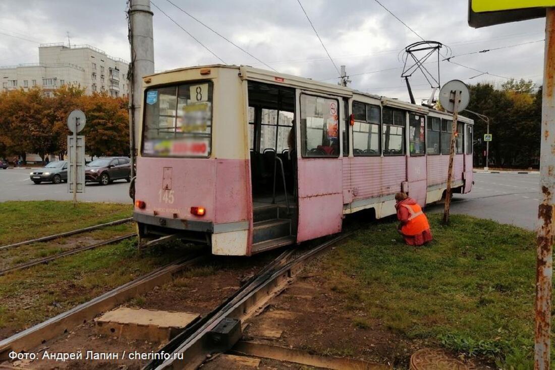 12-летняя череповчанка пострадала в аварии с участием трамвая