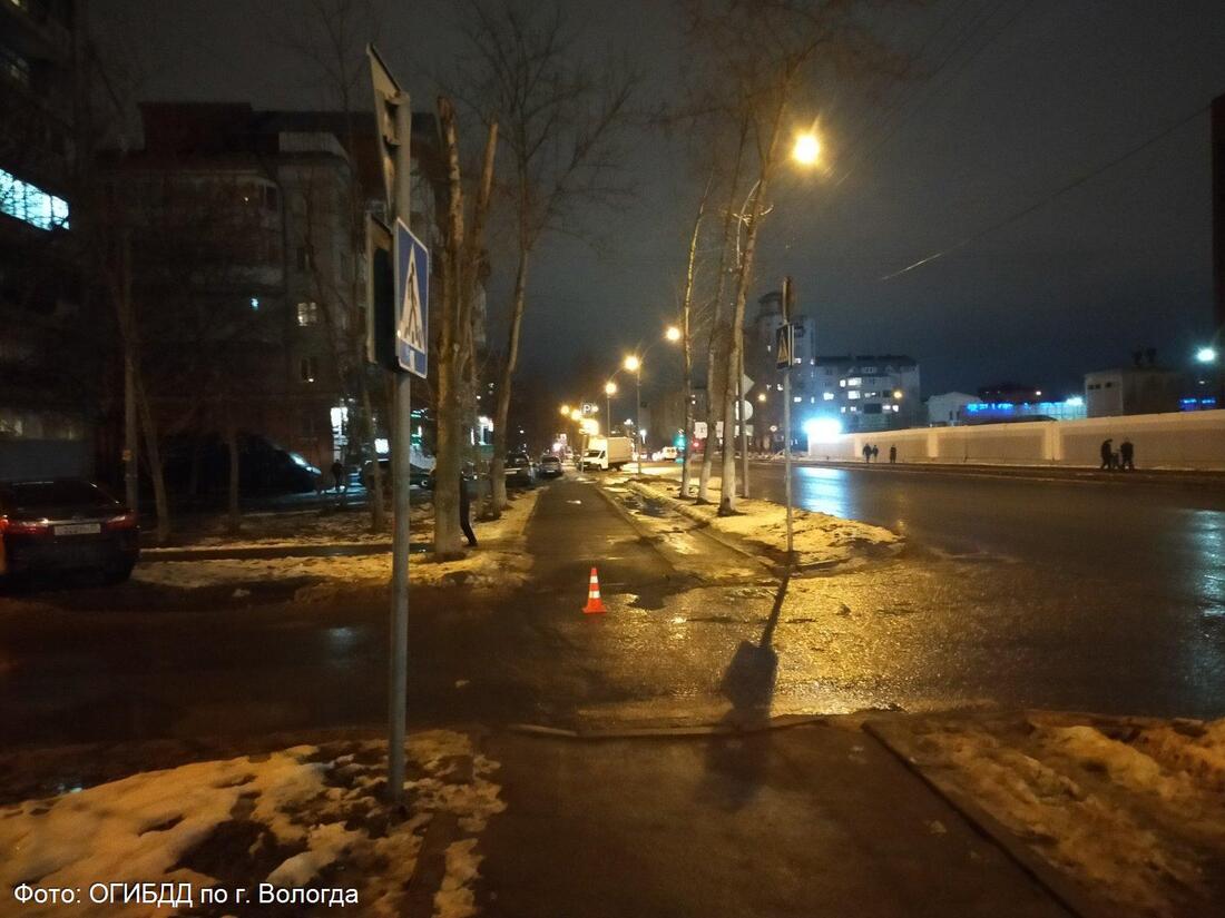 Вологодская полиция разыскивает водителя, сбившего пенсионера