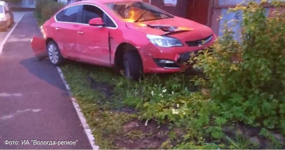 Пьяная вологжанка протаранила 14 автомобилей на своей иномарке