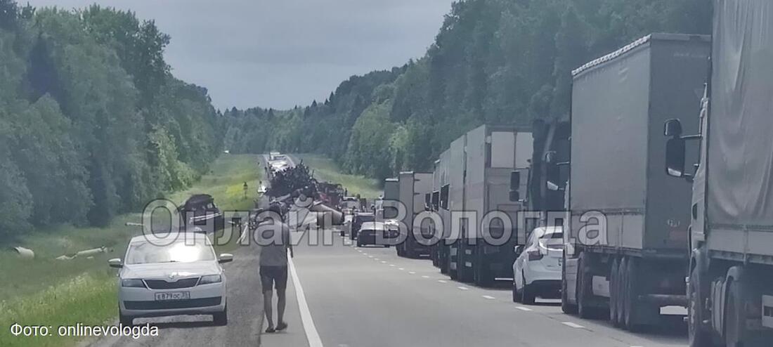 83 d1 80 d0 bd. Авария на трассе м8 Вологодская область. Авария на трассе м8 20.04.2021. ДТП м8 Вологодская граница.