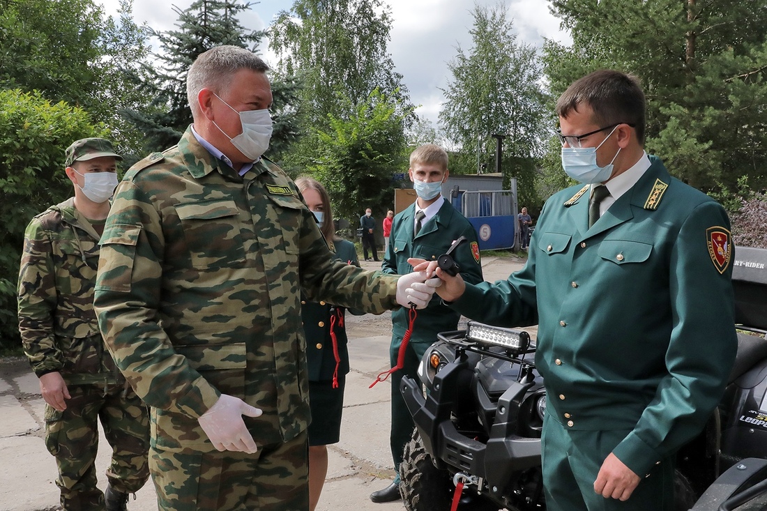 Новая спецтехника пополнила автопарки вологодских лесничеств