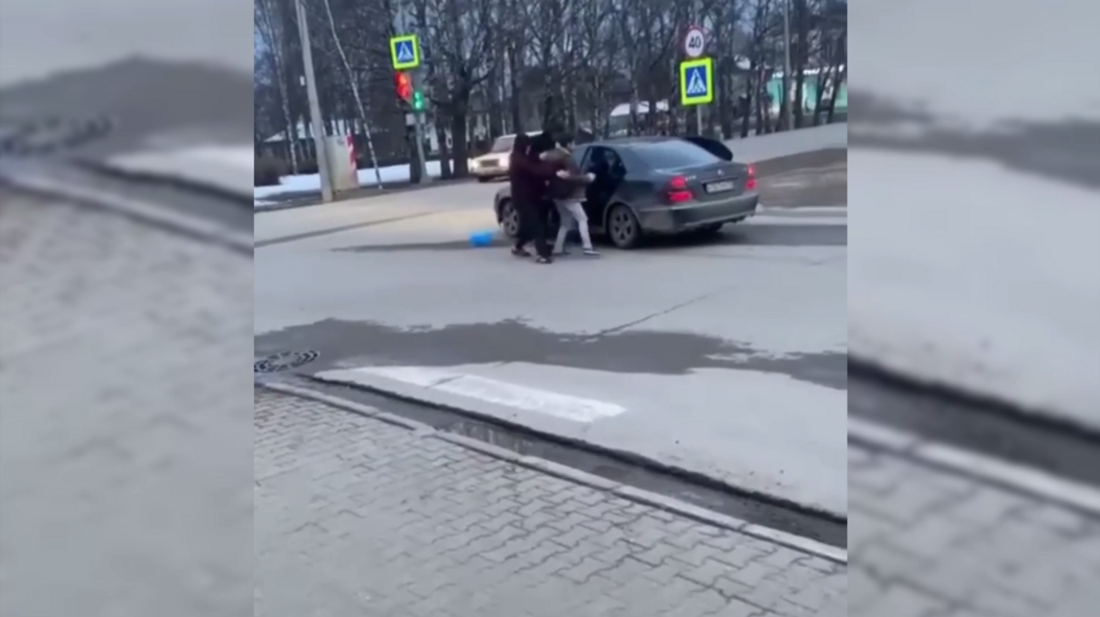 Пранк наступает: молодые устюжане похитили человека в центре города