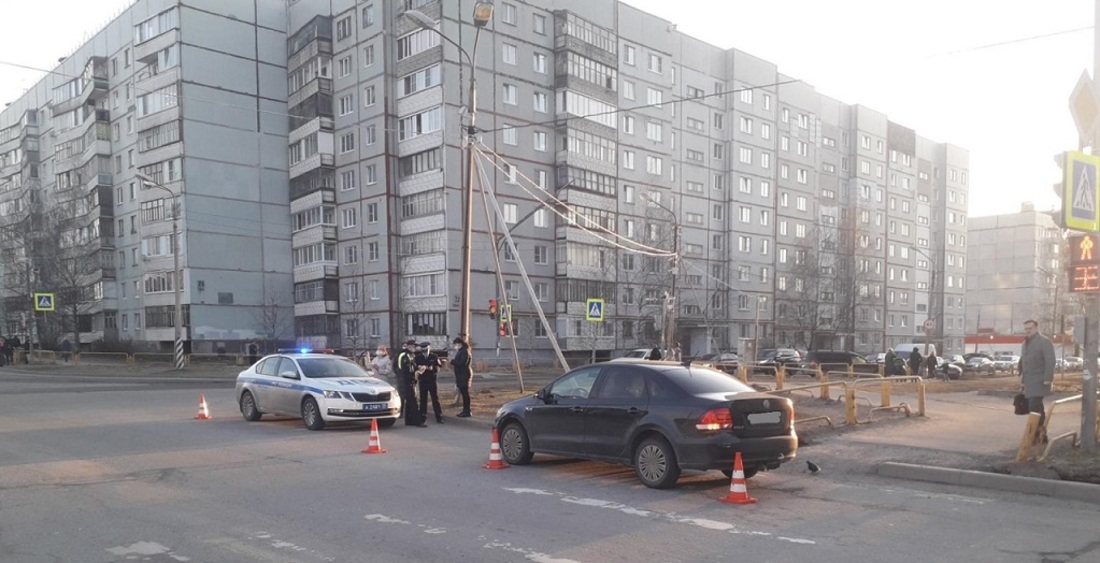 Ребёнок попал под колёса иномарки в Череповце