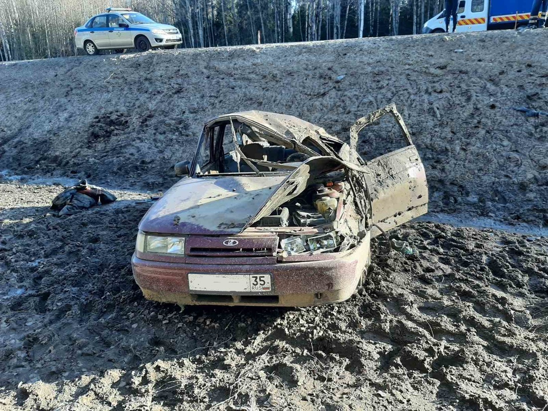 Два человека пострадали в жёстком ДТП под Вологдой