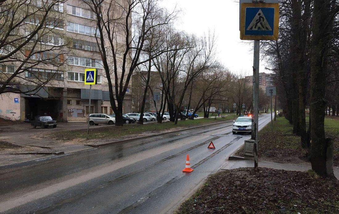 Молодая девушка попала под колёса иномарки в Череповце