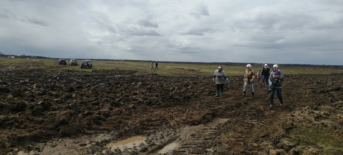 Жители нескольких грязовецких сёл объявили войну местному колхозу