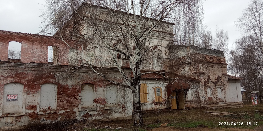Вандалы напакостили в полузаброшенной церкви в Великом Устюге
