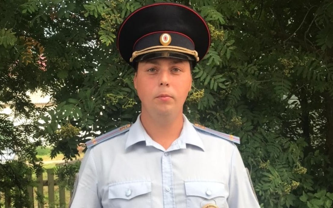 Полицейский с неравнодушными гражданами спас 4 тонувших девушек на реке Сухоне