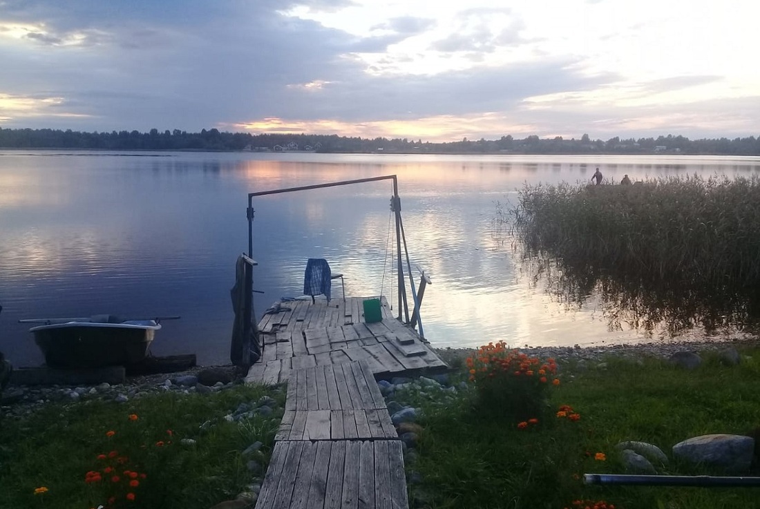 Тело мужчины обнаружено в озере под Кирилловом