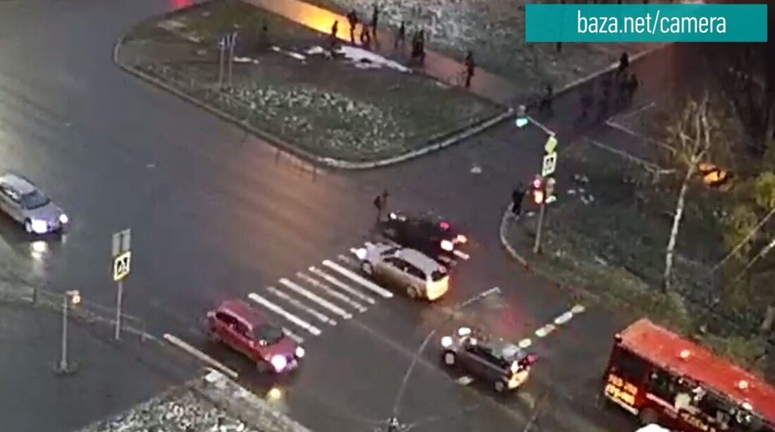 Молодую женщину госпитализировали в результате аварии в Вологде