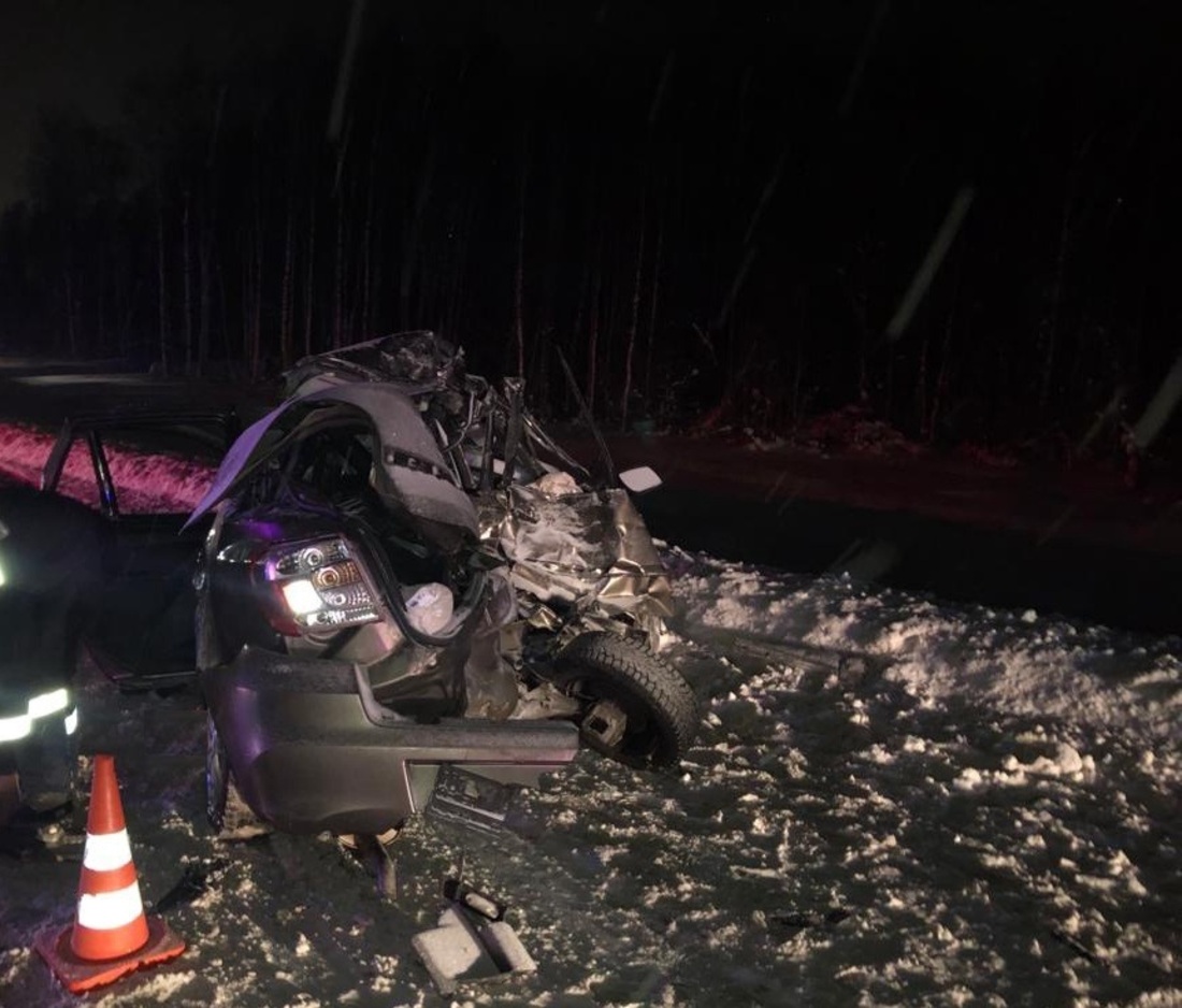 Женщина и мальчик погибли в автокатастрофе под Соколом