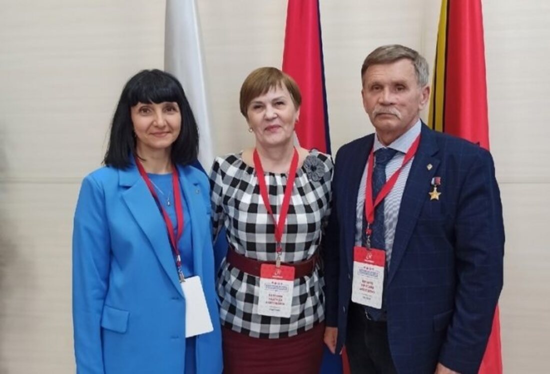 Преподаватель из Федотовской школы стала победителем Всероссийского конкурса по патриотическому воспитанию