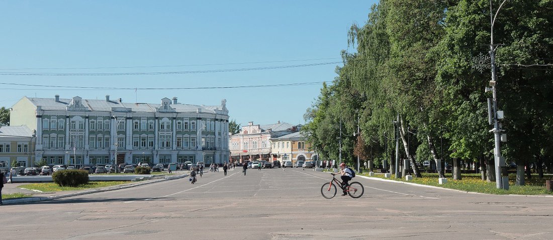 Центр Вологды временно перекроют для движения и стоянки автомобилей
