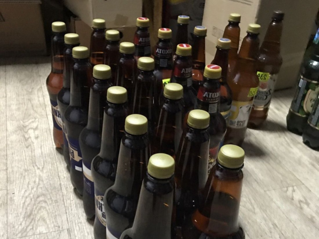 Больше 100 литров алкогольной продукции изъяли из незаконного оборота в Вологде