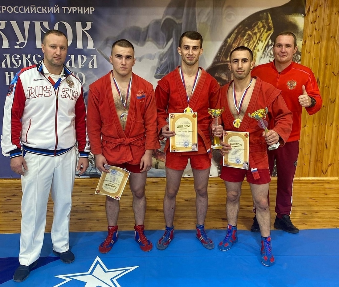 Вологодские самбисты выиграли «золото» и «серебро» национального первенства