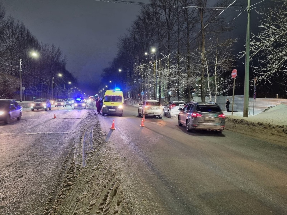 Страшное ДТП унесло жизнь женщины в одном из микрорайонов Вологды