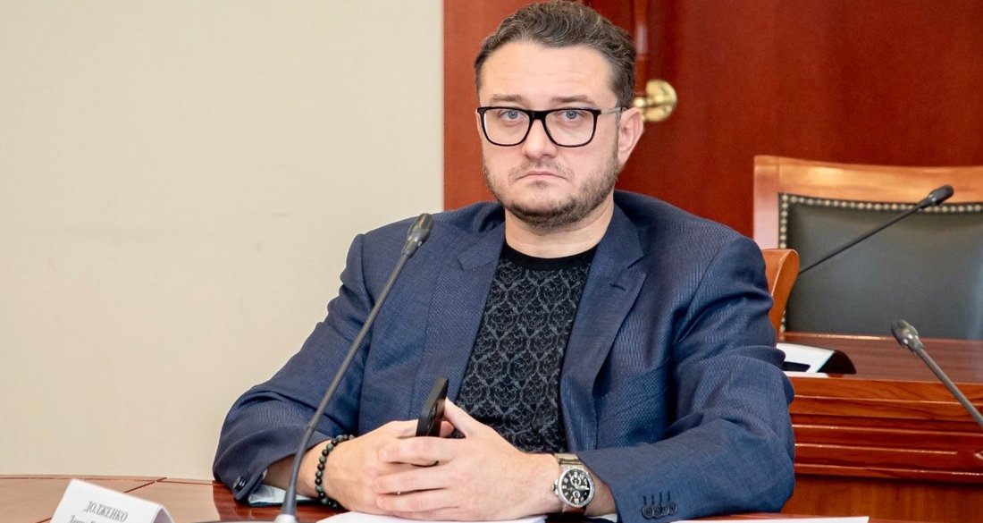 Оскандалившийся вологодский депутат Денис Долженко остался без зарплаты в ЗСО