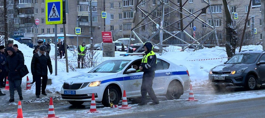 Грузовик насмерть сбил 12-летнюю девочку в Вологде: водитель сбежал с места происшествия