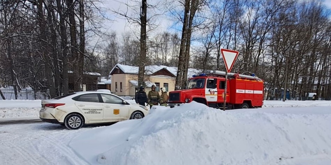 Два учебных заведения «заминировали» в Соколе