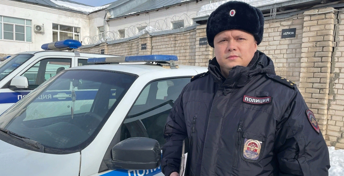 Участковый из Великого Устюга спас молодую девушку от верной гибели
