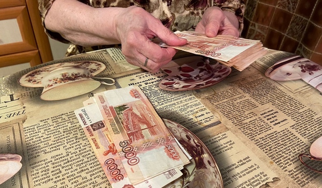 Почти 2 миллиона рублей перевела кичменжанка мошенникам