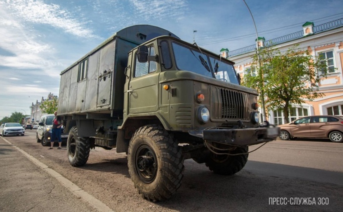 Своих не бросаем: вологжане отправили в зону СВО восстановленную своими руками автобаню
